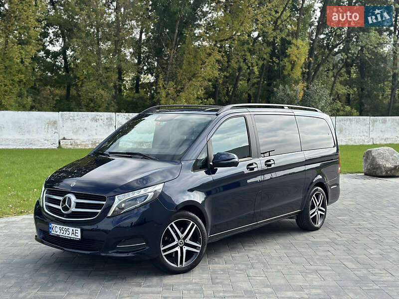 Минивэн Mercedes-Benz V-Class 2018 в 