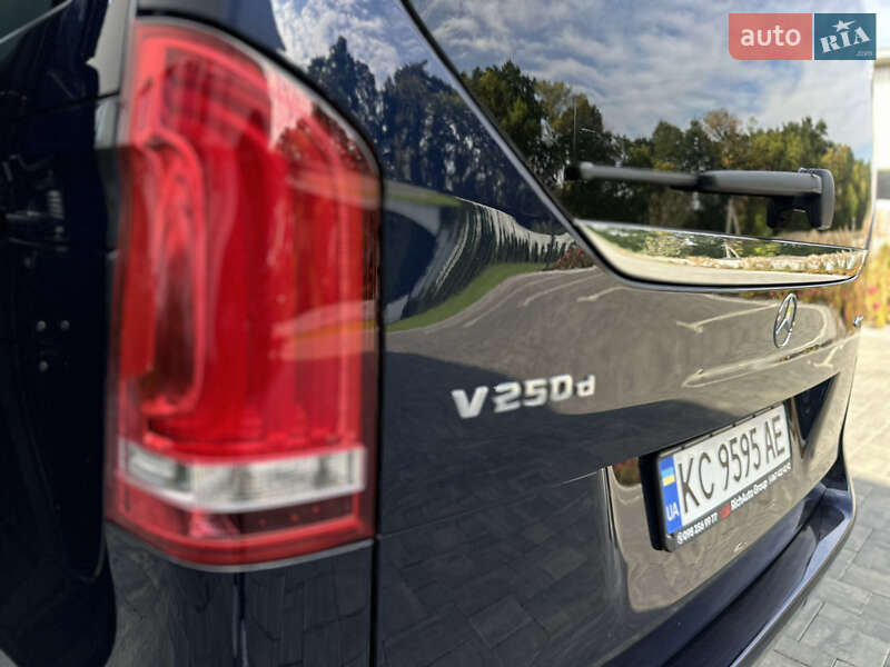 Минивэн Mercedes-Benz V-Class 2018 в Луцке