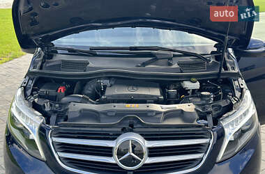 Минивэн Mercedes-Benz V-Class 2018 в 