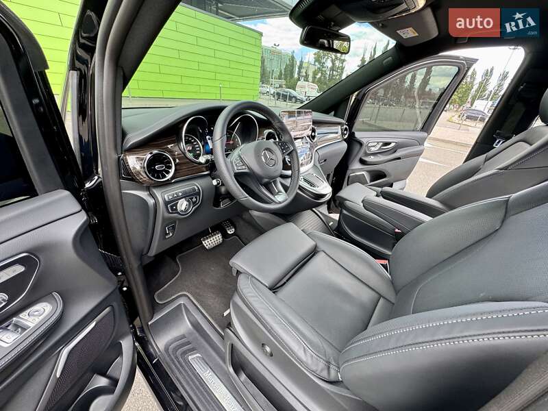 Мінівен Mercedes-Benz V-Class 2023 в Києві