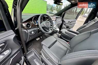 Минивэн Mercedes-Benz V-Class 2023 в 