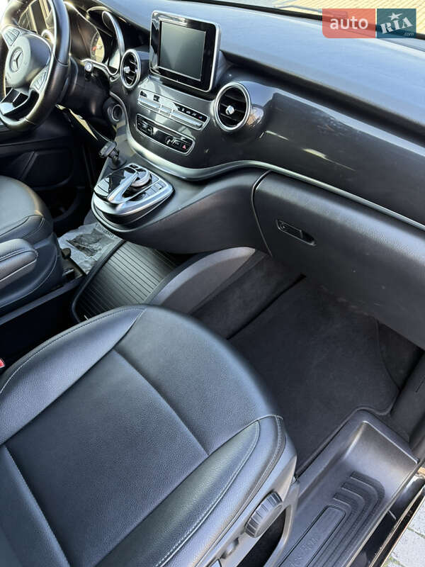 Минивэн Mercedes-Benz V-Class 2014 в Черновцах фото 25 Минивэн Mercedes-Benz V-Class 2014 в Черновцах