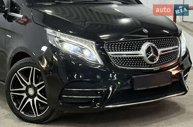 Мінівен Mercedes-Benz V-Class 2017 в  фото 12 Мінівен Mercedes-Benz V-Class 2017 в