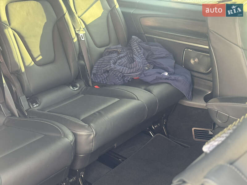 Минивэн Mercedes-Benz V-Class 2025 в Львове