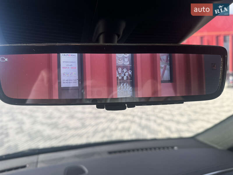 Минивэн Mercedes-Benz V-Class 2025 в Львове