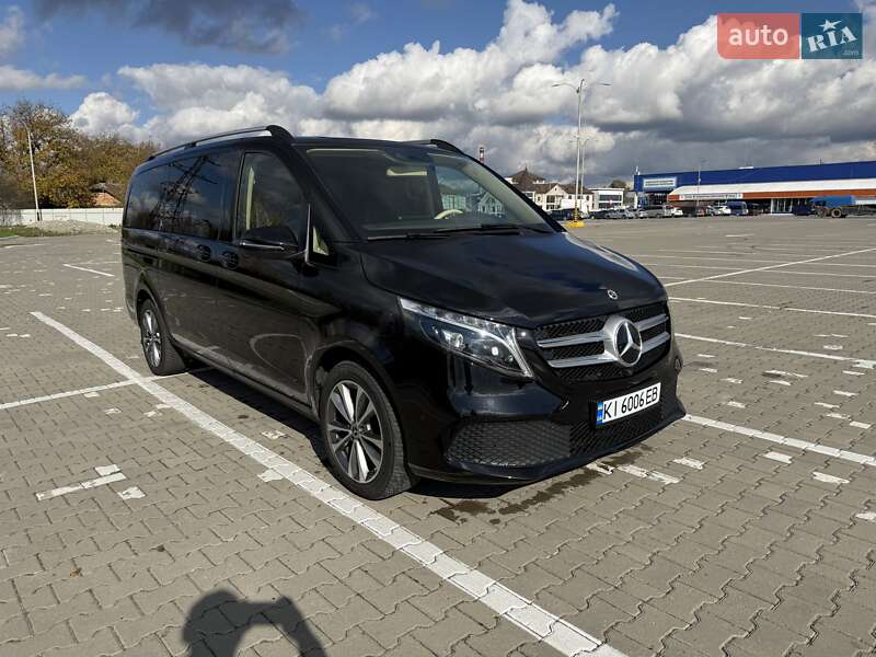 Мінівен Mercedes-Benz V-Class 2023 в Чернівцях
