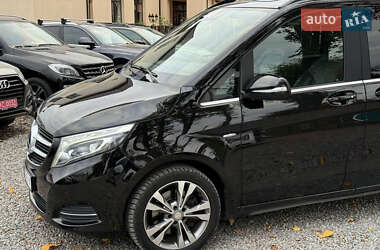 Мінівен Mercedes-Benz V-Class 2015 в  фото 5 Мінівен Mercedes-Benz V-Class 2015 в