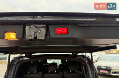 Мінівен Mercedes-Benz V-Class 2015 в  фото 31 Мінівен Mercedes-Benz V-Class 2015 в