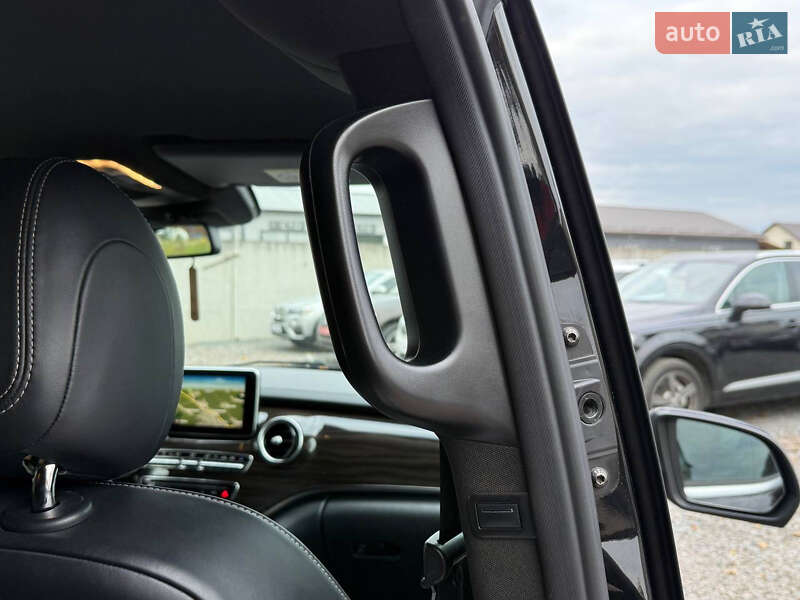 Минивэн Mercedes-Benz V-Class 2015 в Стрые фото 43 Минивэн Mercedes-Benz V-Class 2015 в Стрые