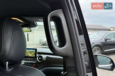 Мінівен Mercedes-Benz V-Class 2015 в  фото 43 Мінівен Mercedes-Benz V-Class 2015 в