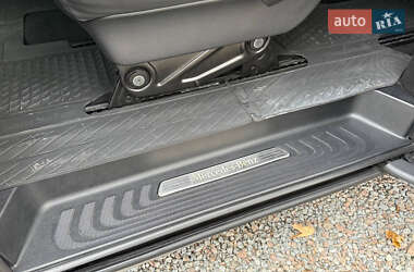 Мінівен Mercedes-Benz V-Class 2015 в  фото 45 Мінівен Mercedes-Benz V-Class 2015 в