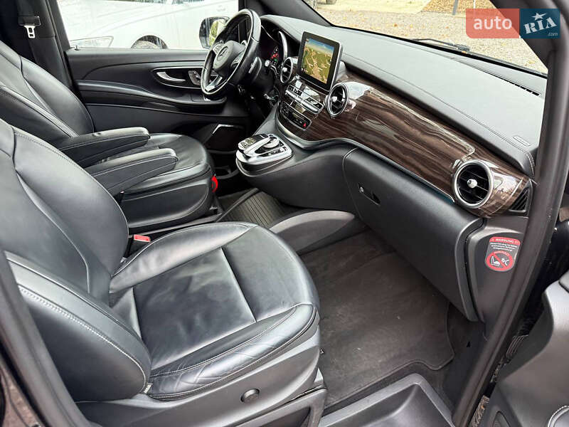 Минивэн Mercedes-Benz V-Class 2015 в Стрые фото 70 Минивэн Mercedes-Benz V-Class 2015 в Стрые