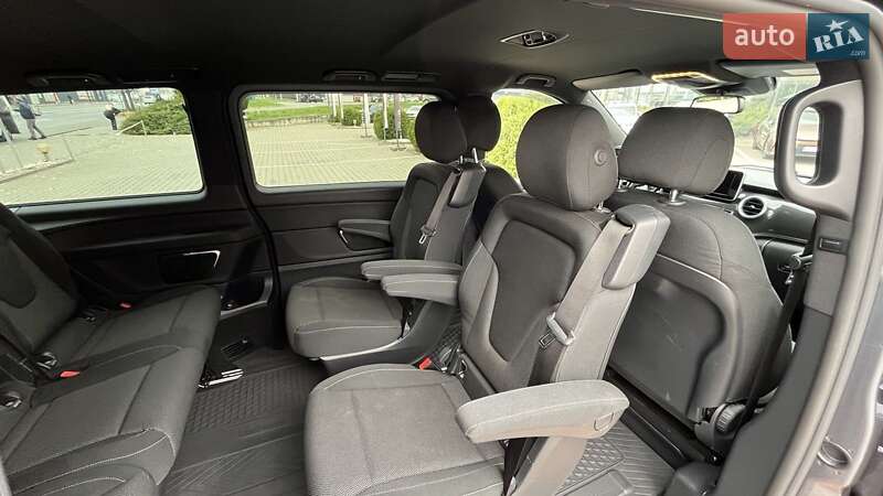 Минивэн Mercedes-Benz V-Class 2017 в Хмельницком фото 7 Минивэн Mercedes-Benz V-Class 2017 в Хмельницком