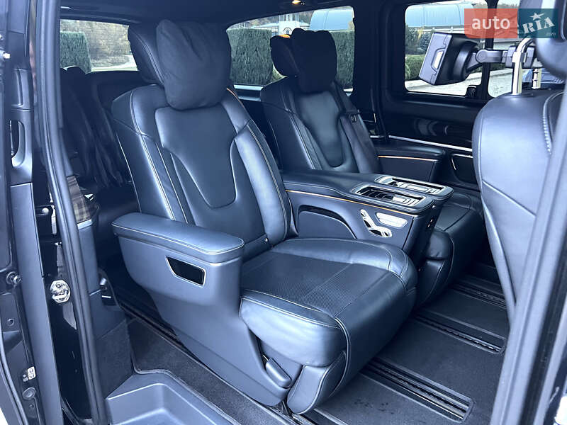 Мінівен Mercedes-Benz V-Class 2021 в Дніпрі