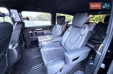Минивэн Mercedes-Benz V-Class 2021 в  фото 38 Минивэн Mercedes-Benz V-Class 2021 в