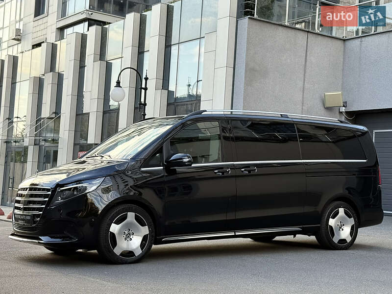 Минивэн Mercedes-Benz V-Class 2025 в Киеве фото 15 Минивэн Mercedes-Benz V-Class 2025 в Киеве