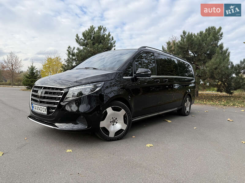 Минивэн Mercedes-Benz V-Class 2025 в Киеве