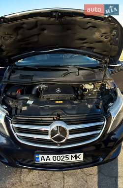 Мінівен Mercedes-Benz V-Class 2015 в 
