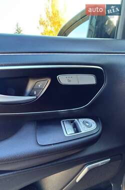 Мінівен Mercedes-Benz V-Class 2015 в 