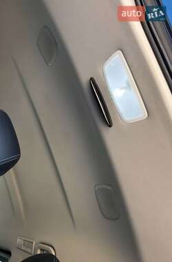 Мінівен Mercedes-Benz V-Class 2015 в 