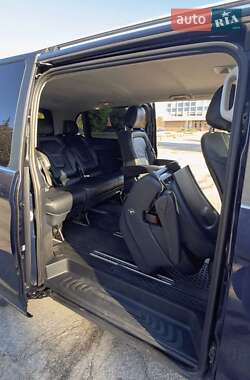 Мінівен Mercedes-Benz V-Class 2015 в 