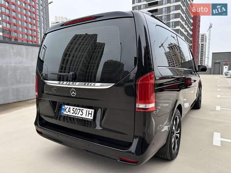 Минивэн Mercedes-Benz V-Class 2021 в Киеве