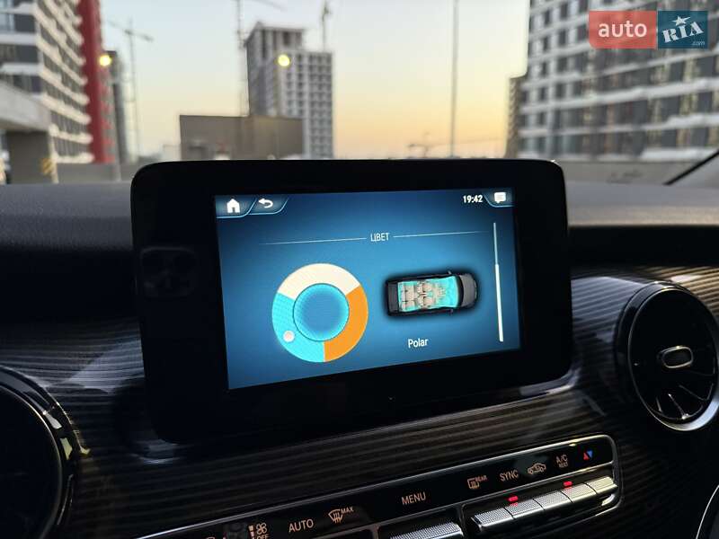 Минивэн Mercedes-Benz V-Class 2021 в Киеве