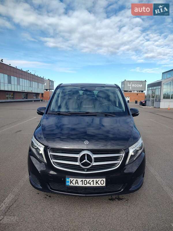 Минивэн Mercedes-Benz V-Class 2018 в Киеве фото Минивэн Mercedes-Benz V-Class 2018 в Киеве