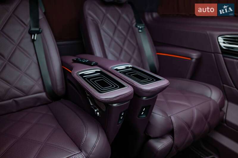 Минивэн Mercedes-Benz V-Class 2024 в Киеве фото 10 Минивэн Mercedes-Benz V-Class 2024 в Киеве
