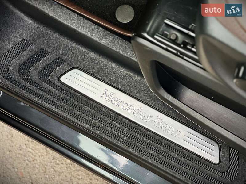 Мінівен Mercedes-Benz V-Class 2019 в Києві фото 23 Мінівен Mercedes-Benz V-Class 2019 в Києві