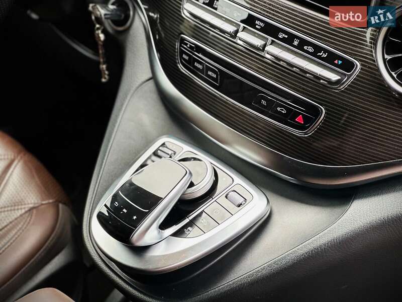 Мінівен Mercedes-Benz V-Class 2019 в Києві фото 36 Мінівен Mercedes-Benz V-Class 2019 в Києві