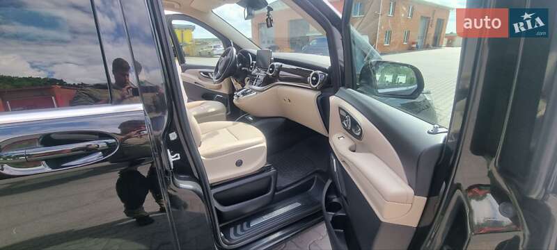 Минивэн Mercedes-Benz V-Class 2016 в Виннице фото 7 Минивэн Mercedes-Benz V-Class 2016 в Виннице