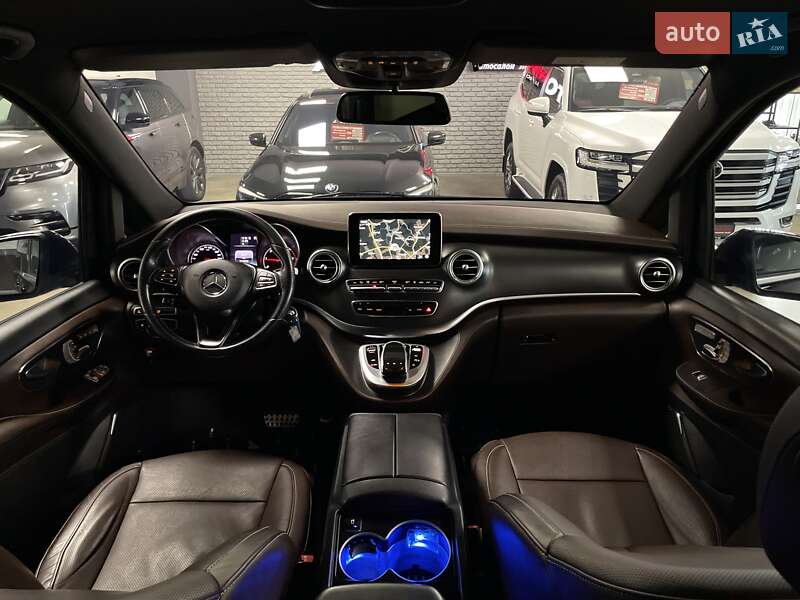 Мінівен Mercedes-Benz V-Class 2016 в Львові фото 54 Мінівен Mercedes-Benz V-Class 2016 в Львові