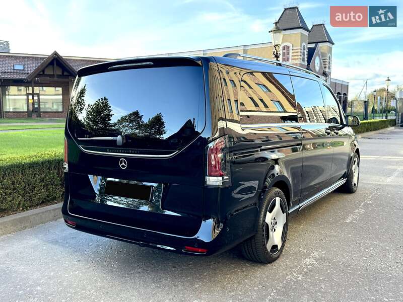 Мінівен Mercedes-Benz V-Class 2025 в Києві