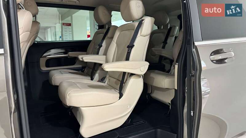 Минивэн Mercedes-Benz V-Class 2015 в Ужгороде