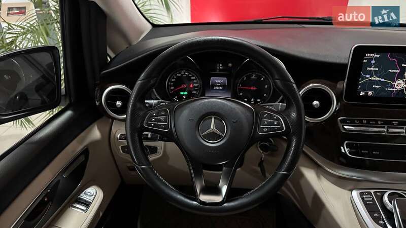 Минивэн Mercedes-Benz V-Class 2015 в Ужгороде