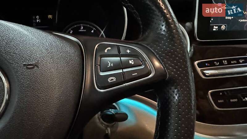 Минивэн Mercedes-Benz V-Class 2015 в Ужгороде