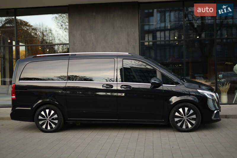 Минивэн Mercedes-Benz V-Class 2021 в Киеве
