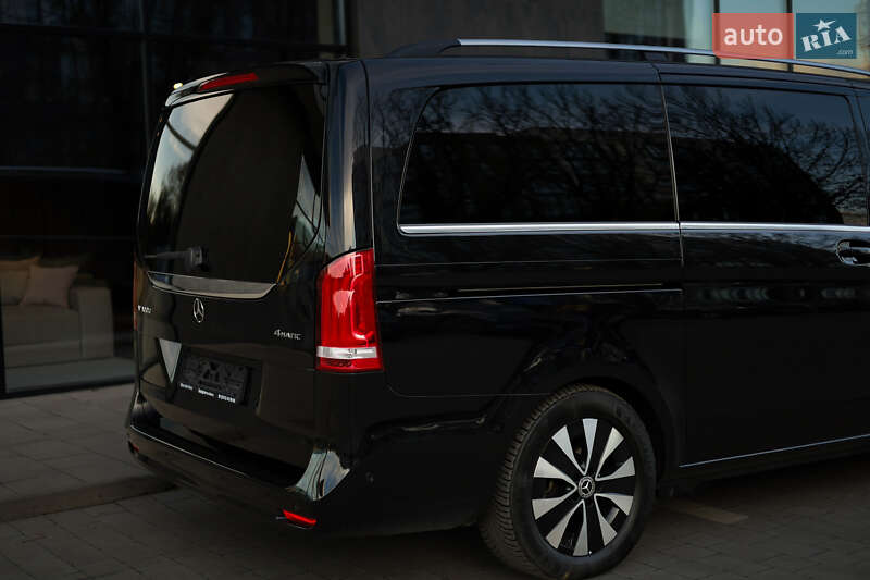 Минивэн Mercedes-Benz V-Class 2021 в Киеве