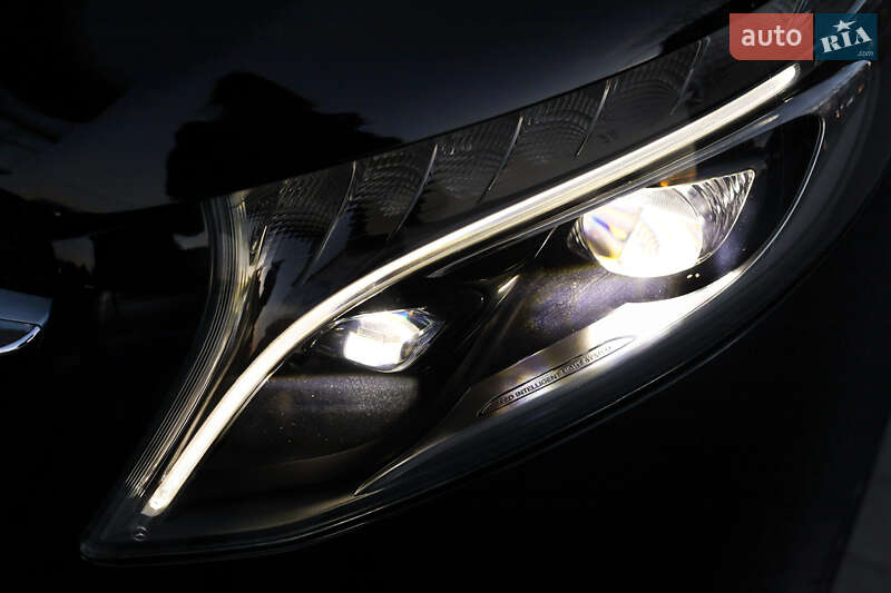 Минивэн Mercedes-Benz V-Class 2021 в Киеве