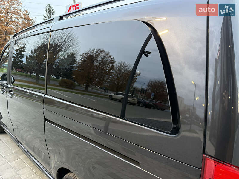 Мінівен Mercedes-Benz V-Class 2021 в Луцьку