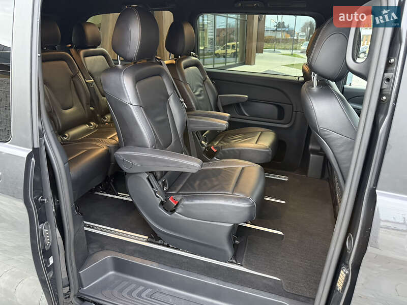 Мінівен Mercedes-Benz V-Class 2021 в Луцьку