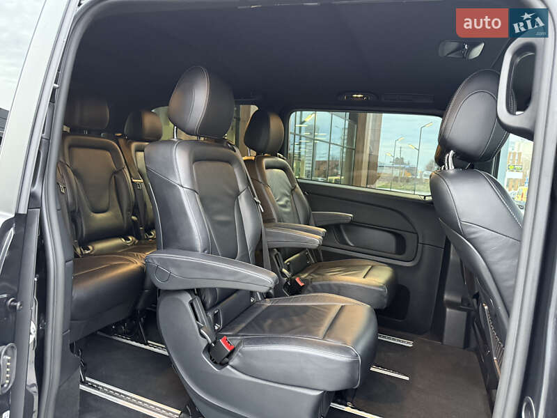 Мінівен Mercedes-Benz V-Class 2021 в Луцьку