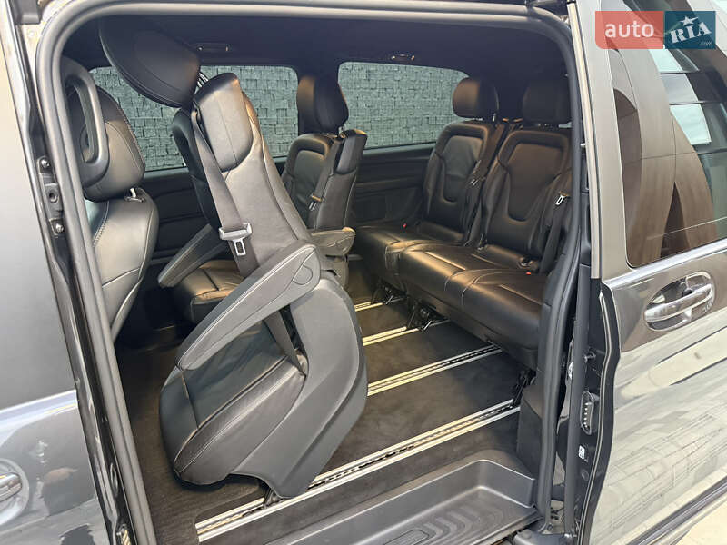 Мінівен Mercedes-Benz V-Class 2021 в Луцьку