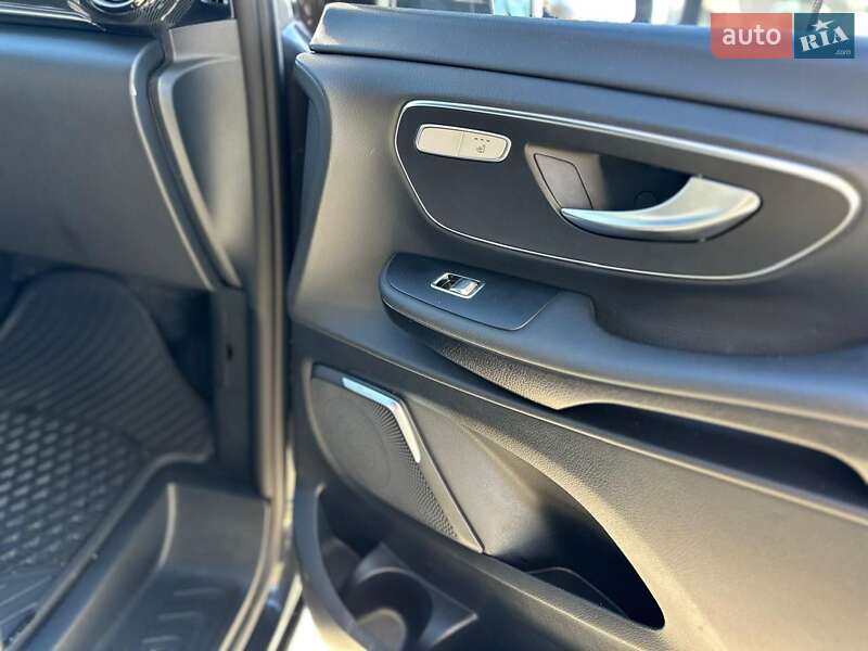 Минивэн Mercedes-Benz V-Class 2023 в Мукачево фото 11 Минивэн Mercedes-Benz V-Class 2023 в Мукачево