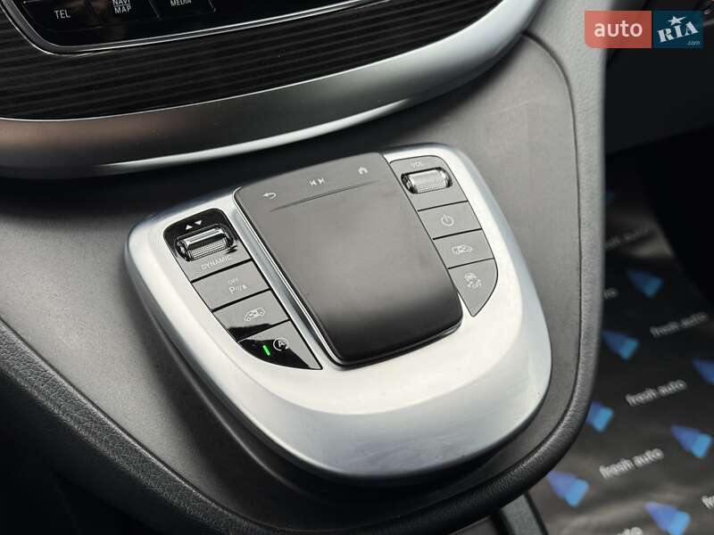 Мінівен Mercedes-Benz V-Class 2021 в Рівному