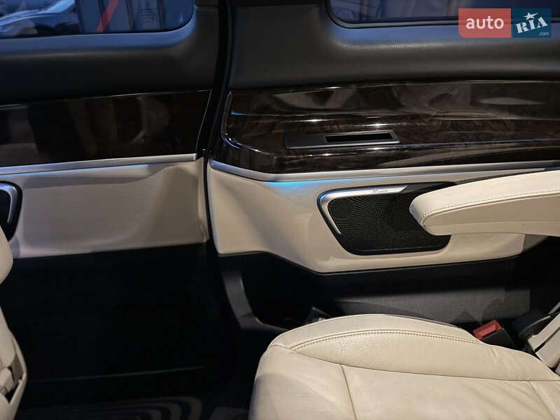 Мінівен Mercedes-Benz V-Class 2016 в Луцьку