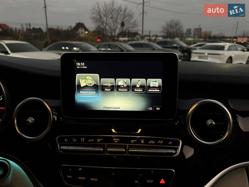 Мінівен Mercedes-Benz V-Class 2016 в Луцьку