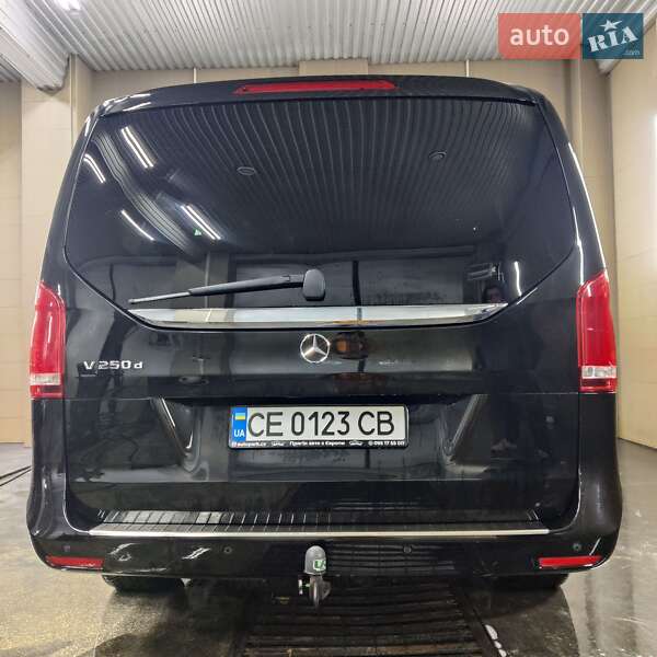 Мінівен Mercedes-Benz V-Class 2017 в Чернівцях фото 2 Мінівен Mercedes-Benz V-Class 2017 в Чернівцях