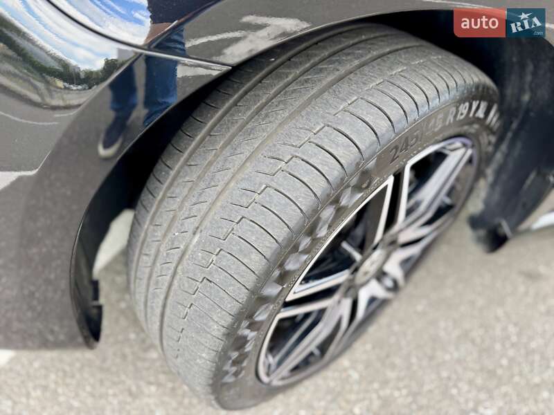 Минивэн Mercedes-Benz V-Class 2023 в Киеве фото 27 Минивэн Mercedes-Benz V-Class 2023 в Киеве